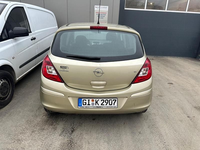 Gebraucht Opel Corsa Catch Me 80 PS (58 kW) 2007 Bronze Limousine