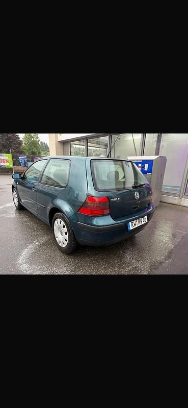 Gebraucht VW Golf IV 100 PS (73 kW) 2005 Grün