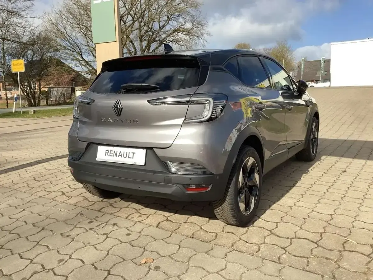 Neu Renault Captur Techno 91 PS (66 kW) 2025 Grau kqj + schwarz gne SUV