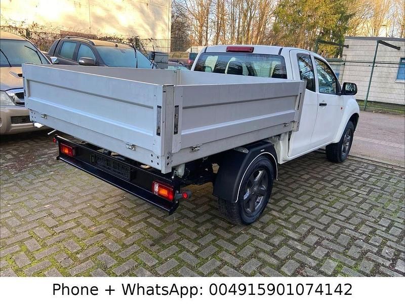 Gebraucht Isuzu D-Max 163 PS (119 kW) 2014 Silber metallic Abholung