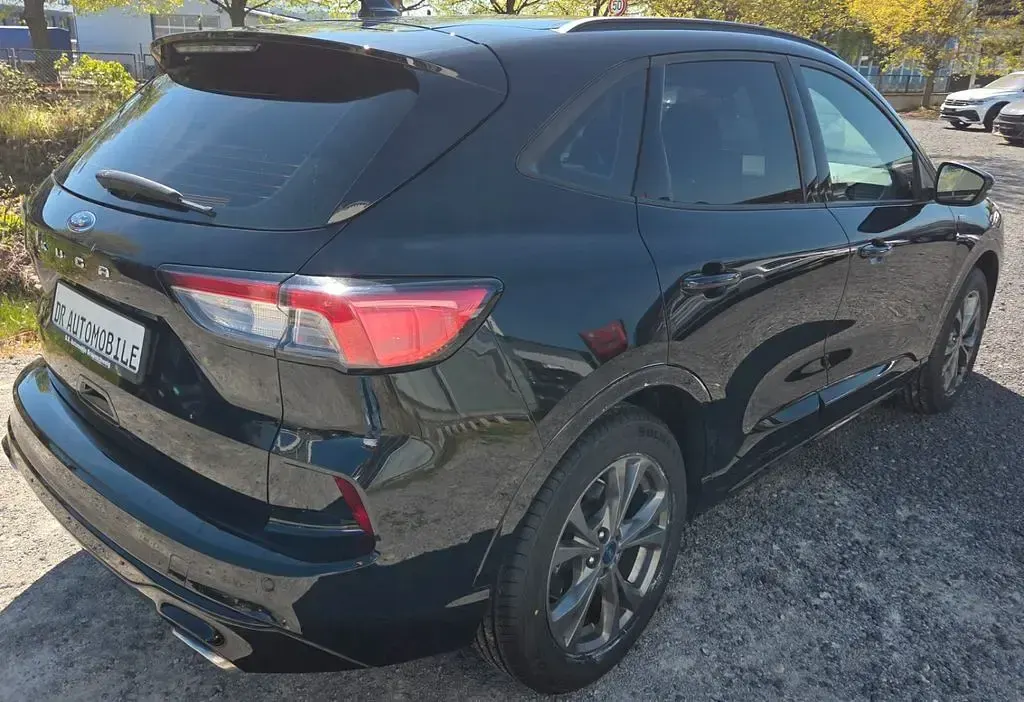 Usata Ford Kuga ST-Line 150 CV (110 kW) 2020 Nero SUV