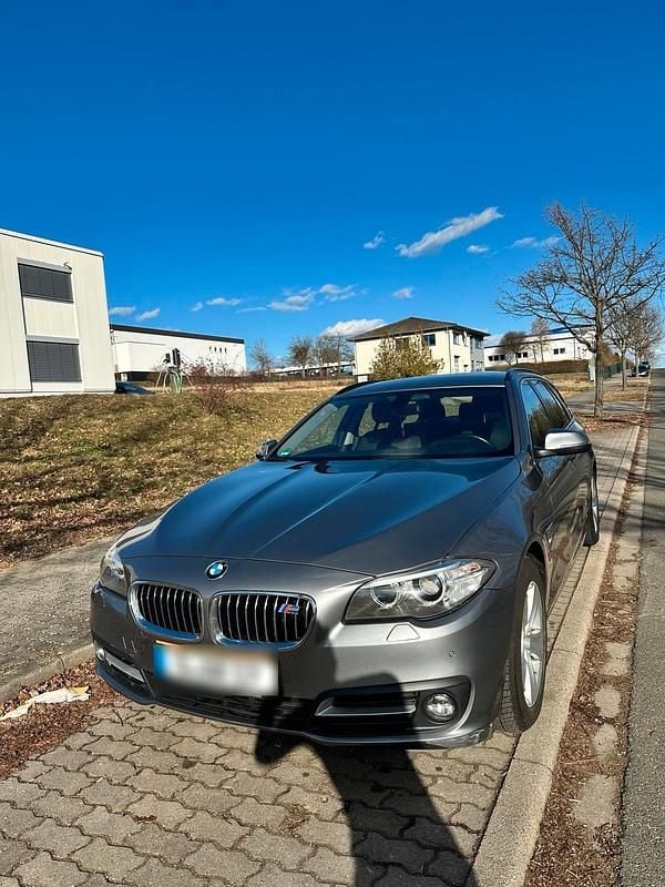 Gebraucht BMW 520 190 PS (139 kW) 2016 Silber Kombi