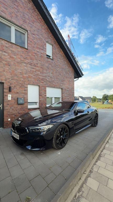 Blau Gebraucht 2019 BMW M850 Performance Coupé | 53.900 € (Fairer Preis) - Bild 1/4