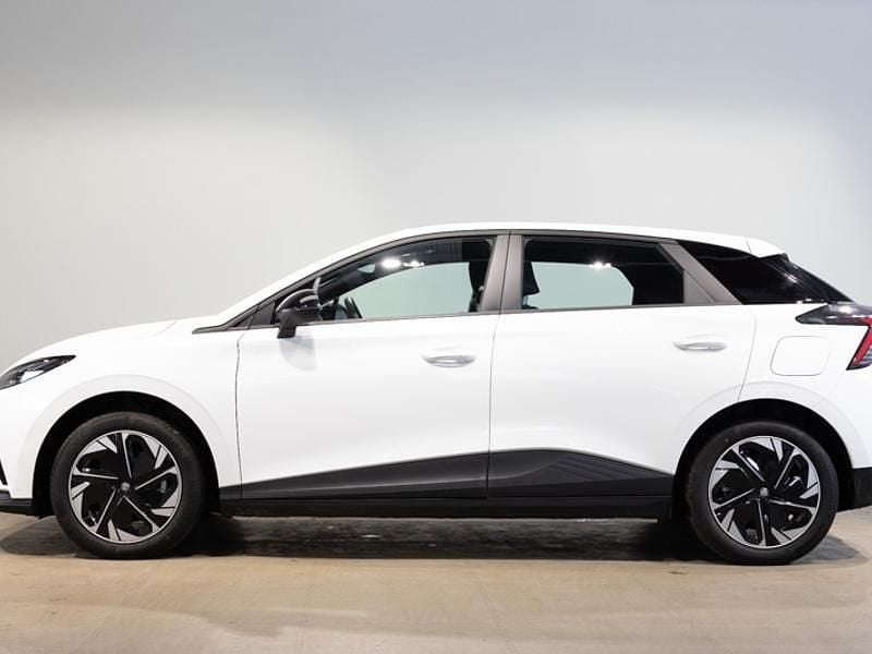 Gebraucht MG MG4 EV 125 kW (170 PS) 2022 Silber, medal silver Kleinwagen