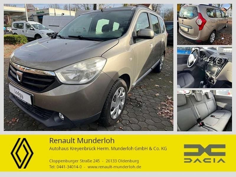 Atacamabeige Gebraucht 2012 Dacia Lodgy Lauréate Van / Kleinbus | 7.650 € (Fairer Preis) - Bild 1/4
