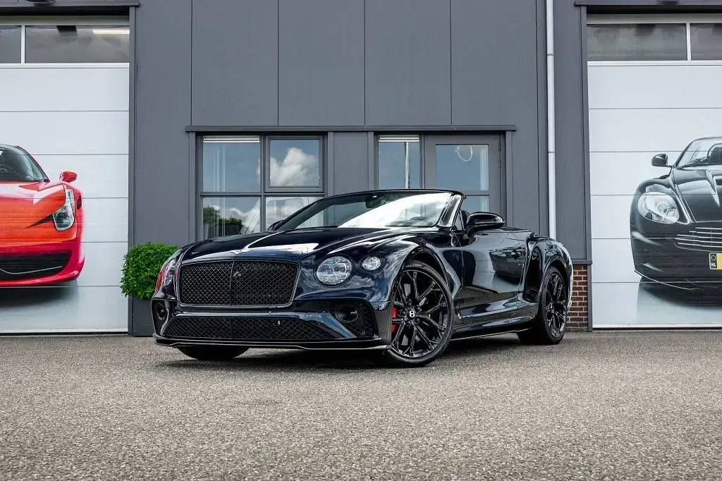 Gebraucht Bentley Continental GT Convertible 549 PS (403 kW) 2023 Schwarz Cabrio