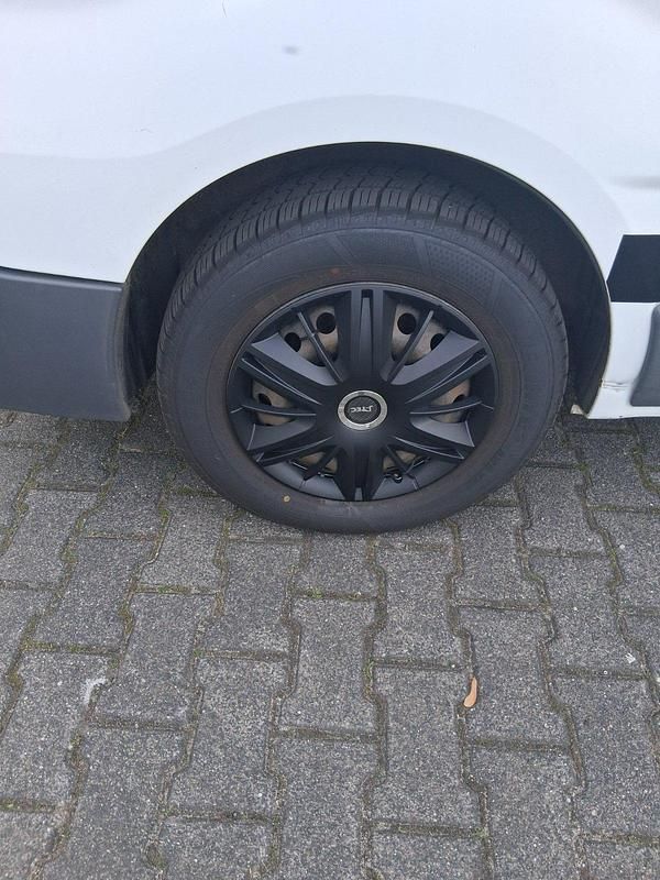 Gebraucht Renault Trafic 114 PS (83 kW) 2013 Weiß Van / Kleinbus