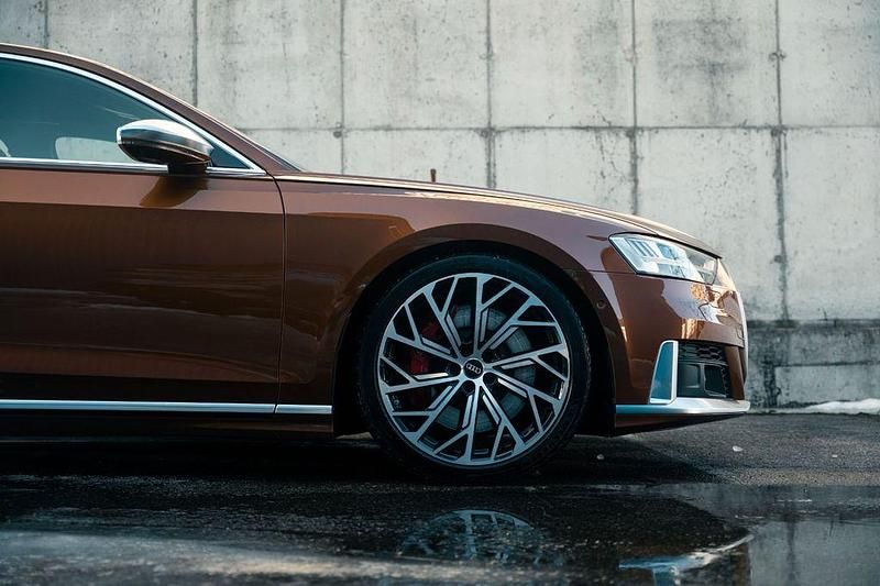 Gebraucht Audi S8 Sport 571 PS (419 kW) 2020 Orange Limousine