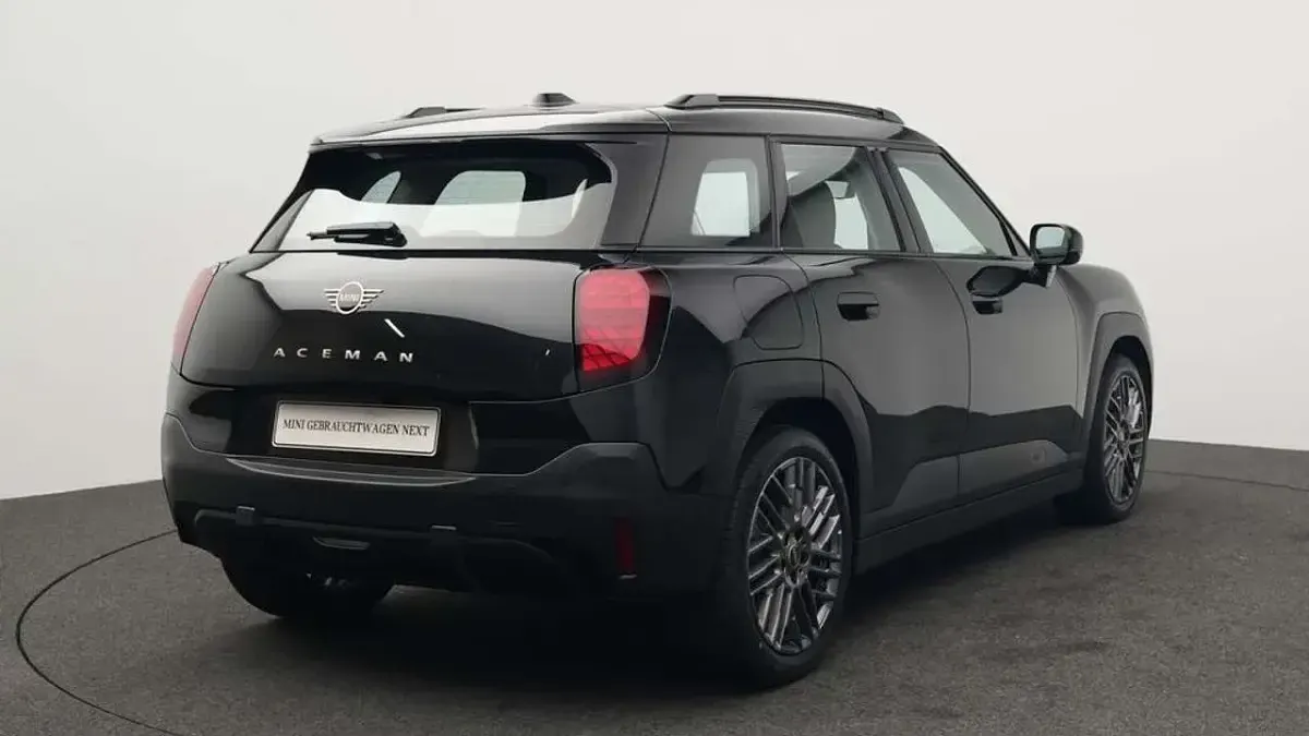 Gebraucht Mini Aceman Essential 135 kW (184 PS) 2025 Schwarz SUV