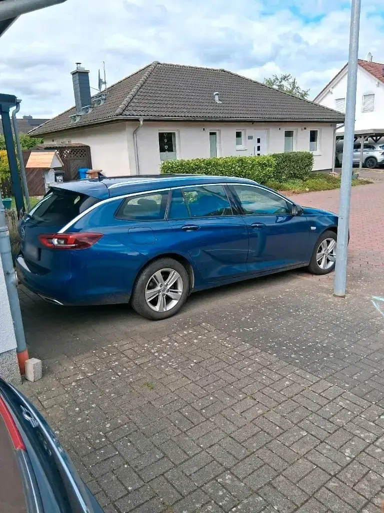 Gebraucht Opel Insignia 174 PS (127 kW) 2021 Blau Kombi