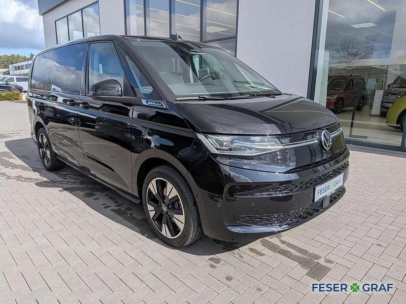 Neu VW Multivan Goal 150 PS (110 kW) 2026 4 armlehnen beidseitig an z... Van