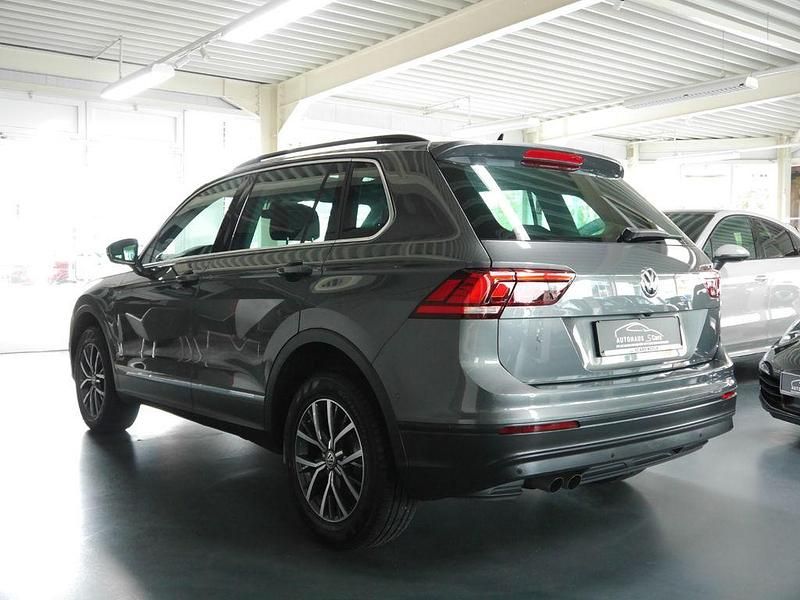 Gebraucht VW Tiguan Comfortline 150 PS (110 kW) 2016 Grau SUV