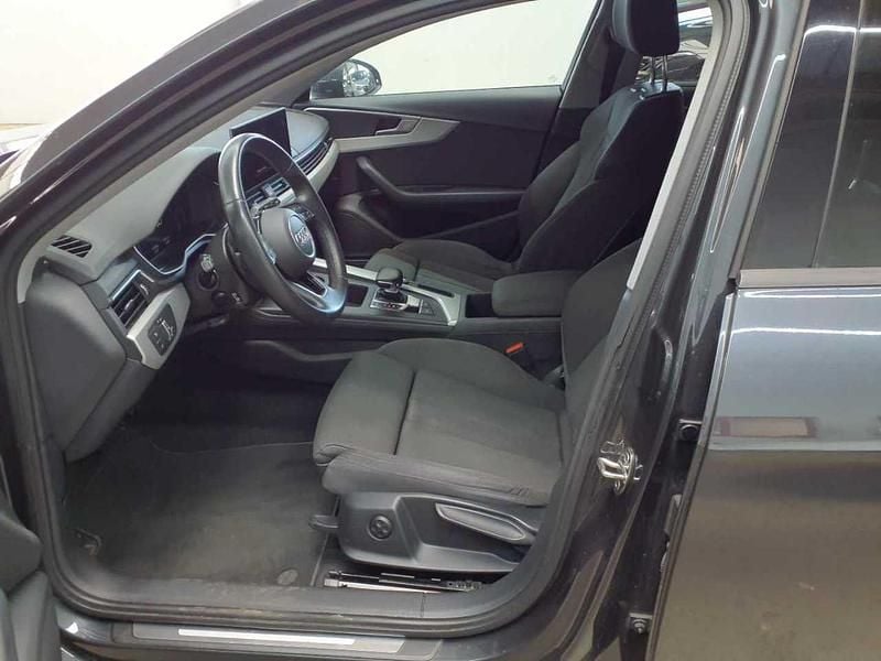 Gebraucht Audi A4 Advanced 204 PS (150 kW) 2022 Manhattangrau metallic Kombi