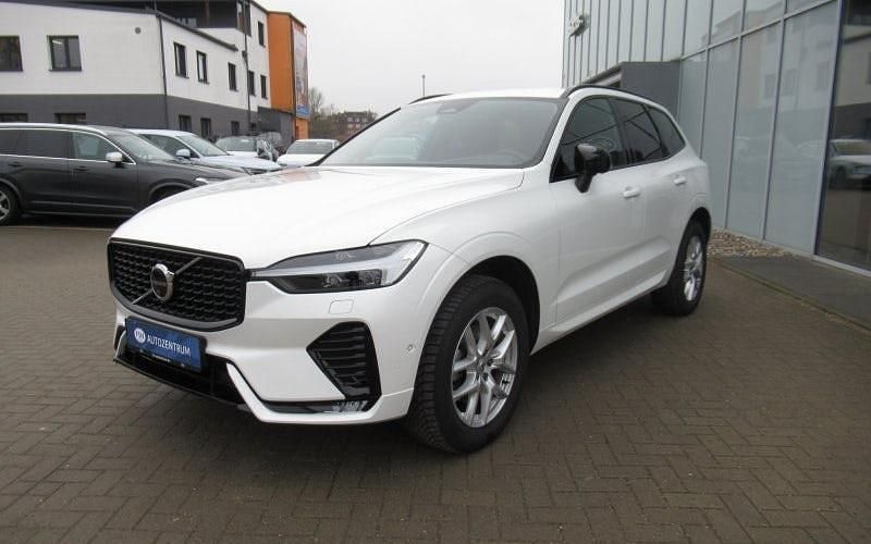 Gebraucht Volvo XC60 Plus 250 PS (183 kW) 2025 Weiß SUV