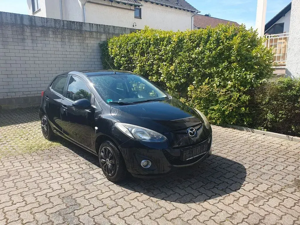Gebraucht Mazda 2 Center-Line 75 PS (55 kW) 2011 Schwarz Kleinwagen