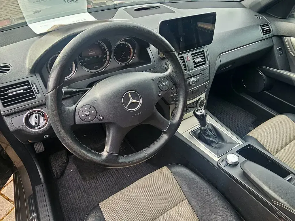 Gebraucht Mercedes C220 Edition 170 PS (125 kW) 2009 Grau Kombi