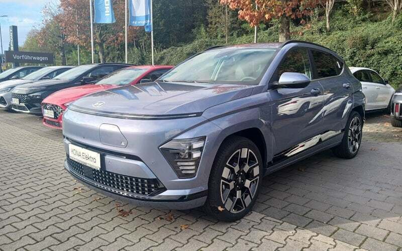 Othercolor Gebraucht 2024 Hyundai Kona Prime SUV | 44.990 € (Teuer) - Bild 1/4