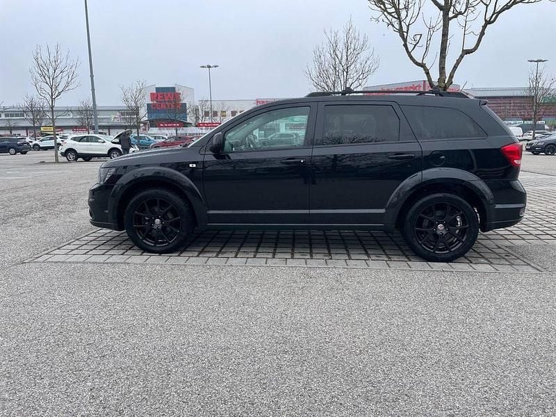 Gebraucht Fiat Freemont 170 PS (125 kW) 2014 Schwarz SUV