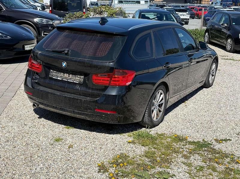 Usata BMW 318 143 CV (105 kW) 2014 Nero Station wagon