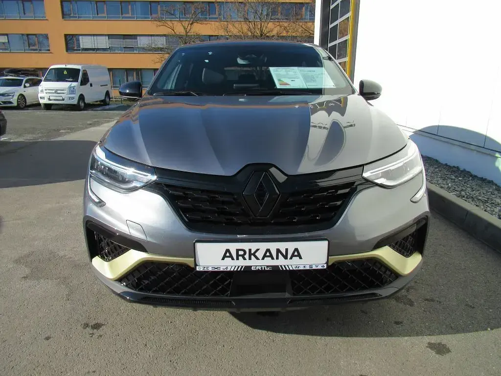 Używany Renault Arkana Engineered 143 KM (105 kW) 2022 Szary SUV