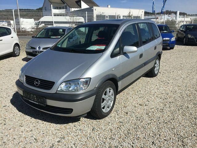 Gebraucht Opel Zafira Selection 101 PS (74 kW) 2002 Other Van / Kleinbus