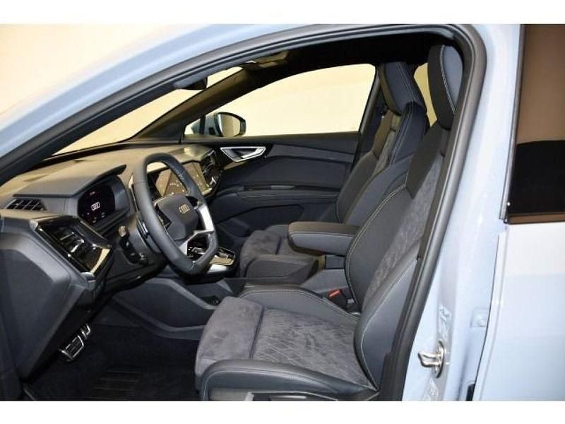 Second-hand Audi e-tron 210 kW (286 CP) 2024 Gri SUV