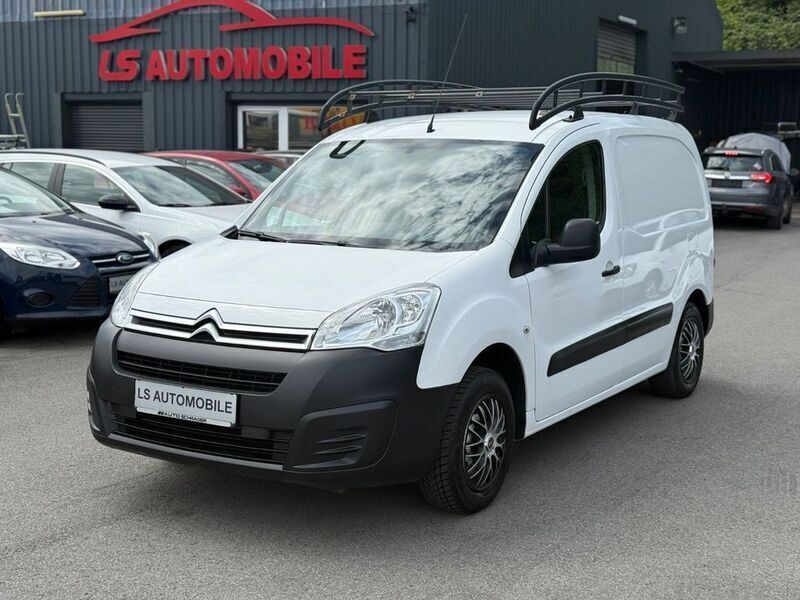 Weiß Gebraucht 2017 Citroën Berlingo Business Class Van / Kleinbus | 8.350 € (Fairer Preis) - Bild 1/4
