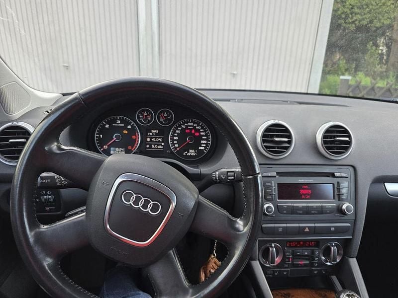Gebraucht Audi A3 Ambiente 140 PS (102 kW) 2009 Blau Kleinwagen