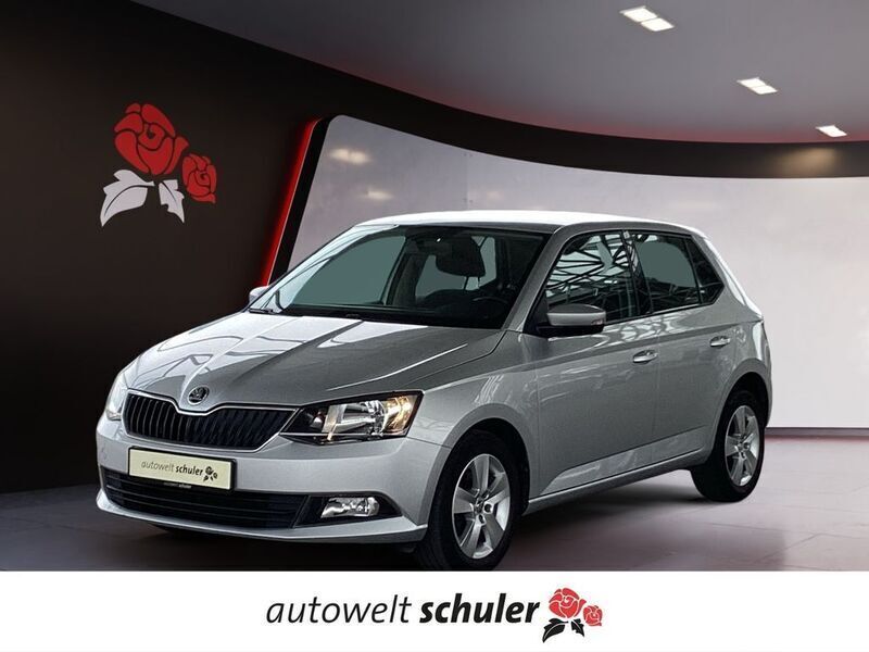 Brilliantsilber metallic Gebraucht 2018 Skoda Fabia Ambition Limousine | 12.979 € (Fairer Preis) - Bild 1/4