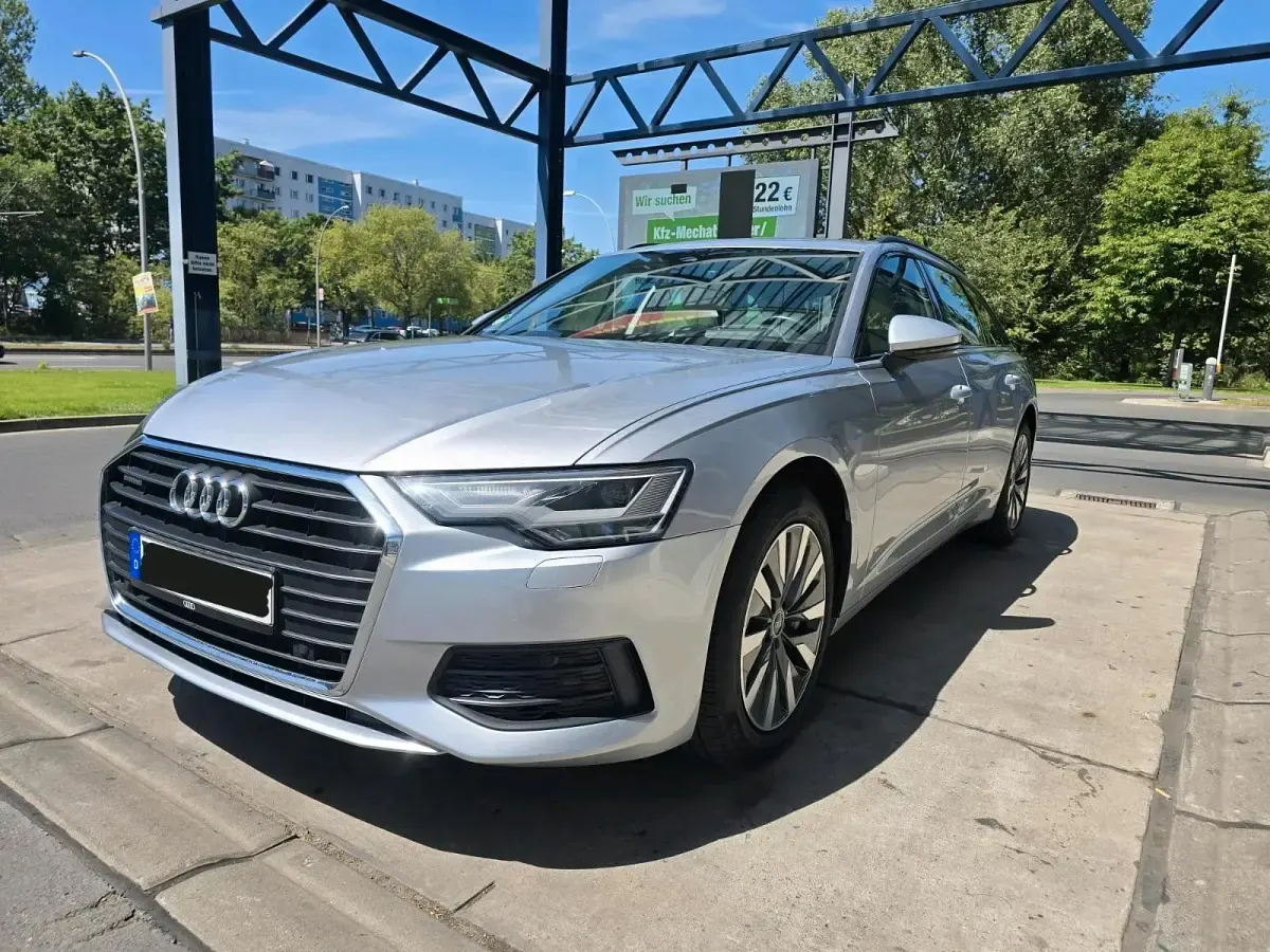 Gebraucht Audi A6 Ambiente 2022 Silber Kombi