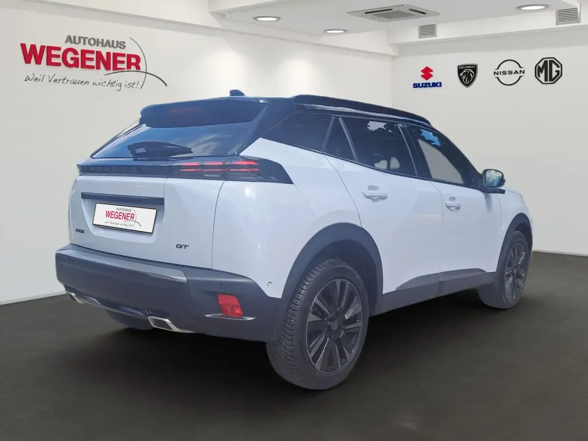 Gebraucht Peugeot 2008 GT 131 PS (96 kW) 2024 Weiß SUV