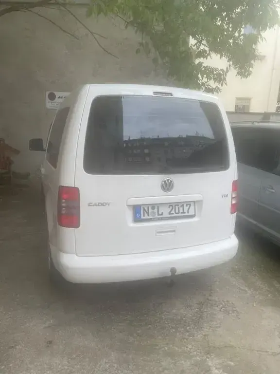 Gebraucht VW Caddy Highline 102 PS (75 kW) 2012 Weiß Van / Kleinbus