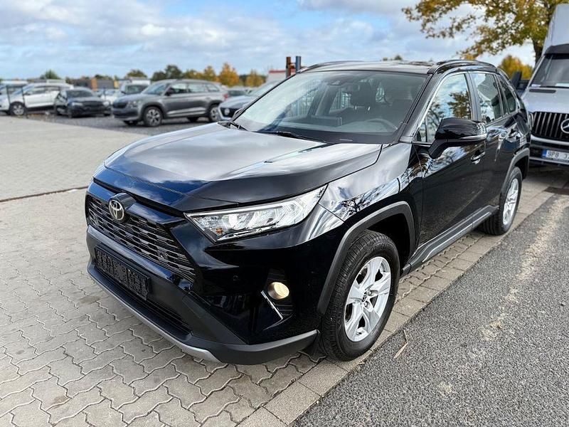 Schwarz Gebraucht 2021 Toyota RAV4 Business Edition SUV | 19.300 € (Guter Preis) - Bild 1/4