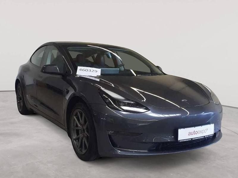 Midnight silver metallic Gebraucht 2021 Tesla Model 3 Limousine | 23.890 € (Guter Preis) - Bild 1/4