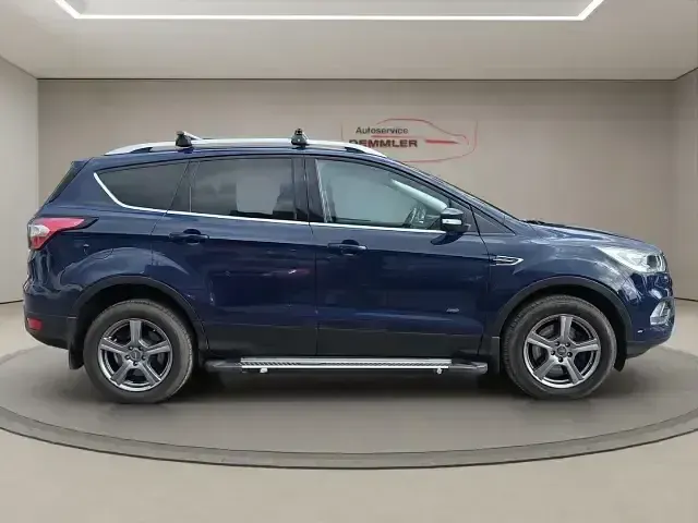 Używany Ford Kuga 182 KM (133 kW) 2017 Niebieski SUV