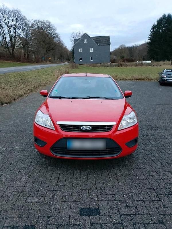 Second-hand Ford Focus 101 CP (74 kW) 2008 Roșu Break