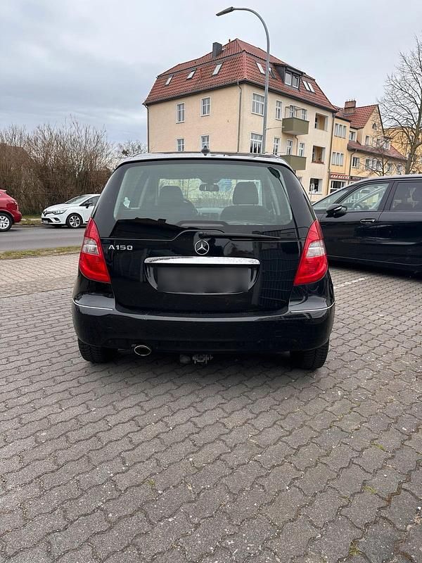 Gebraucht Mercedes A150 95 PS (69 kW) 2008 Schwarz Kleinwagen