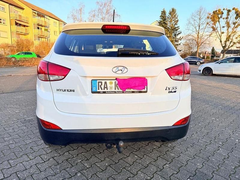Gebraucht Hyundai ix35 Trend 135 PS (99 kW) 2015 Weiß SUV