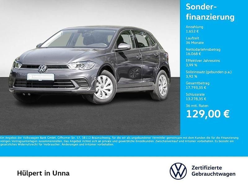 Grau Gebraucht 2024 VW Polo Life Limousine | 17.720 € (Fairer Preis) - Bild 1/4