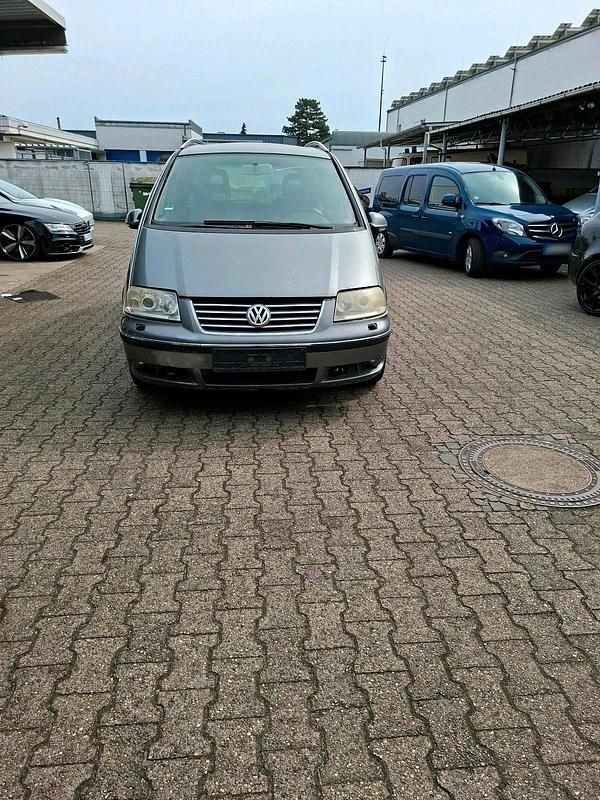 Gebraucht VW Sharan 131 PS (96 kW) 2005 Silber Van / Kleinbus