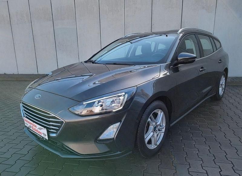Gebraucht Ford Focus Cool & Connect 125 PS (91 kW) 2021 Grau Limousine