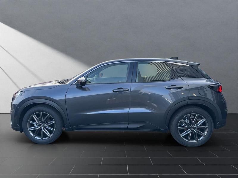 Neu Lexus LBX 136 PS (100 kW) 2025 Grau SUV