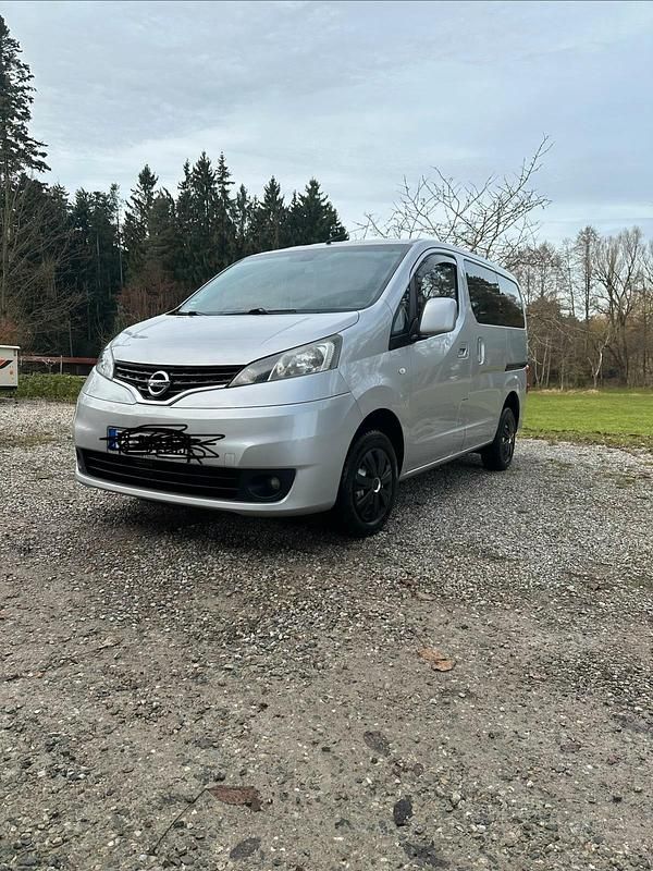 Silber Gebraucht 2014 Nissan NV200 Van | 9.950 € (Etwas zu teuer) - Bild 1/4