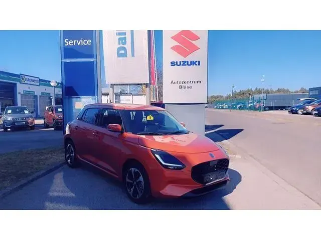 Neu Suzuki Swift Comfort+ 83 PS (61 kW) 2026 Orange Kleinwagen