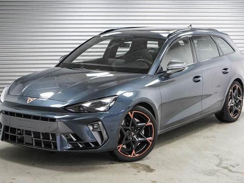 Grau Gebraucht 2025 Cupra Leon | 39.409 € (Superpreis) - Bild 1/1