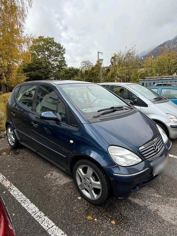 Gebraucht Mercedes A190 Elegance 125 PS (91 kW) 2002 Blau Kleinwagen