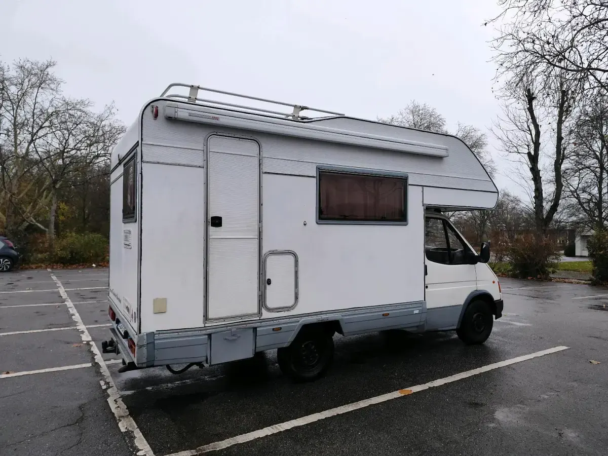 Używany Ford Transit 76 KM (55 kW) 1996 Biały Van