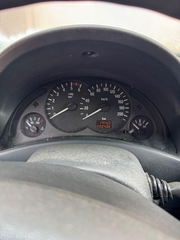 Second-hand Opel Combo 75 CP (55 kW) 2010 Alb Monovolum