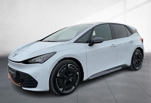 Neu Cupra Born 169 kW (231 PS) 2026 Glacial white metallic Kleinwagen