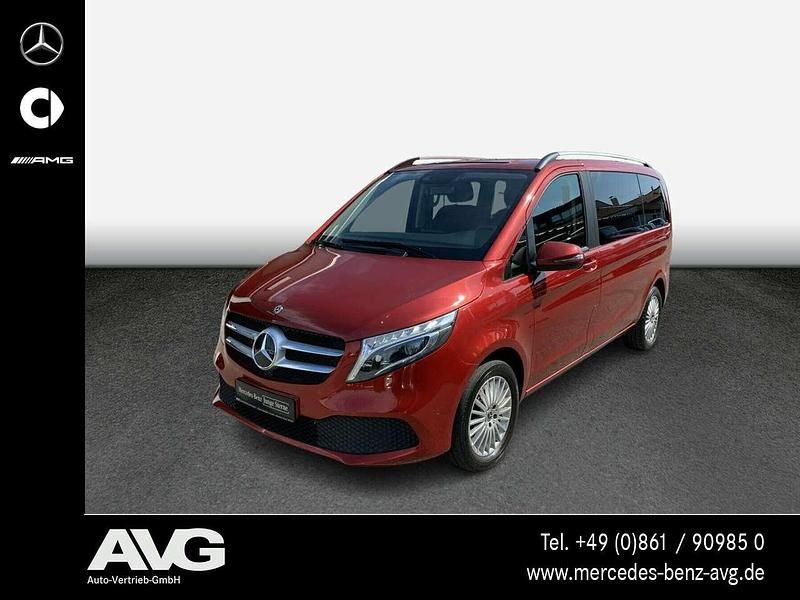 Hyazinthrot Gebraucht 2020 Mercedes V250 Van / Kleinbus | 40.850 € (Fairer Preis) - Bild 1/4